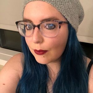 Meet your Posher, Cassie